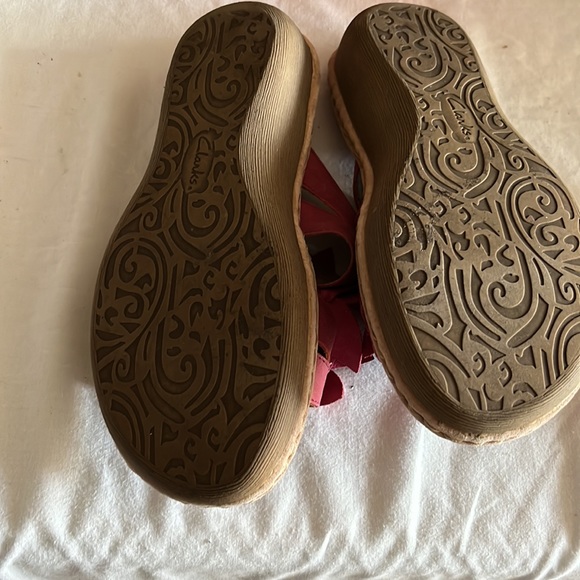 Sandals - Picture 3 of 4